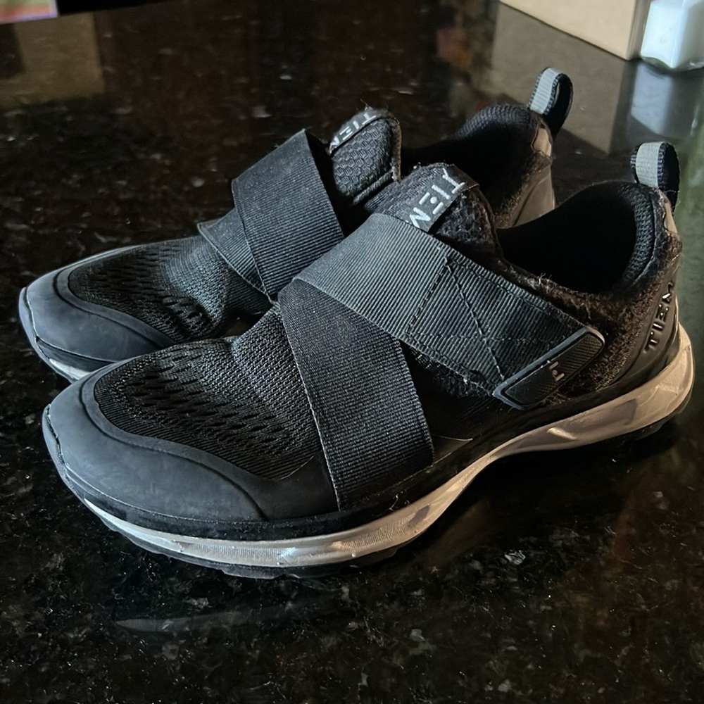 TIEM cycling shoes